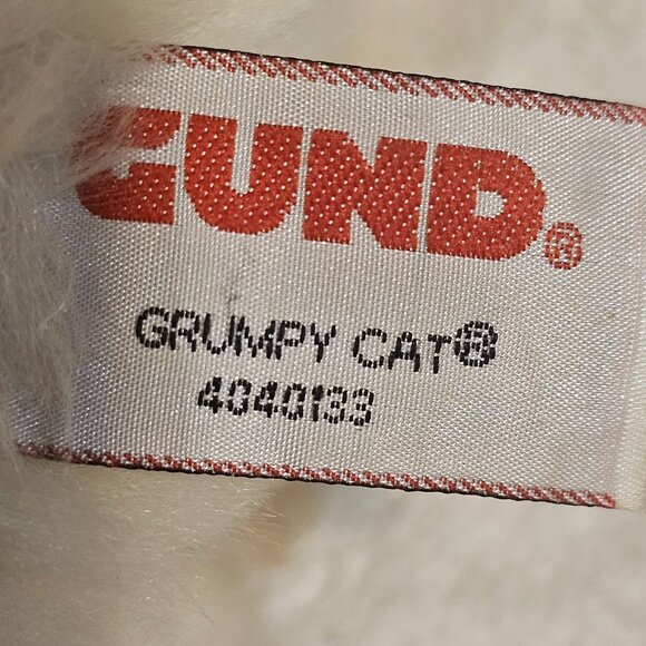 Retired Grumpy Cat Plush Stuffed Animal GUND Blue Eyes 10" Celebrity Kitty - Picture 7 of 7